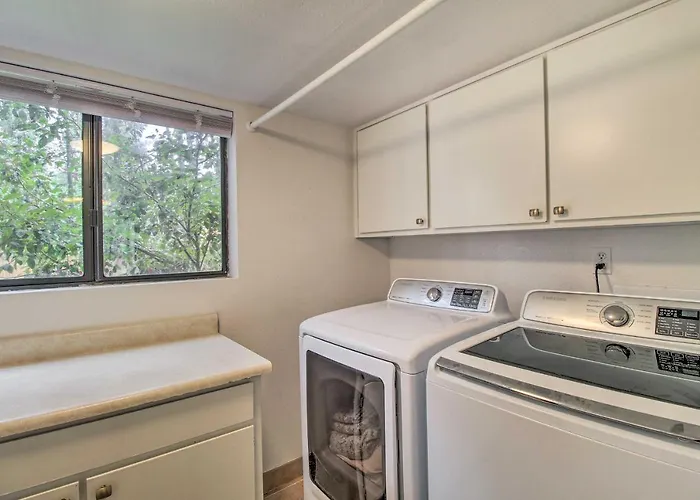 Holiday home Cozy Pinetop Retreat W/ Yard & Heated Gazebo! *