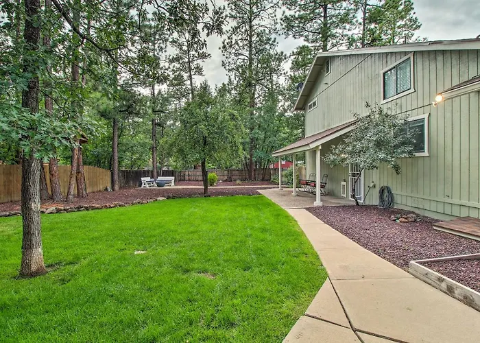 Cozy Pinetop Retreat W/ Yard & Heated Gazebo! * Indian Pine