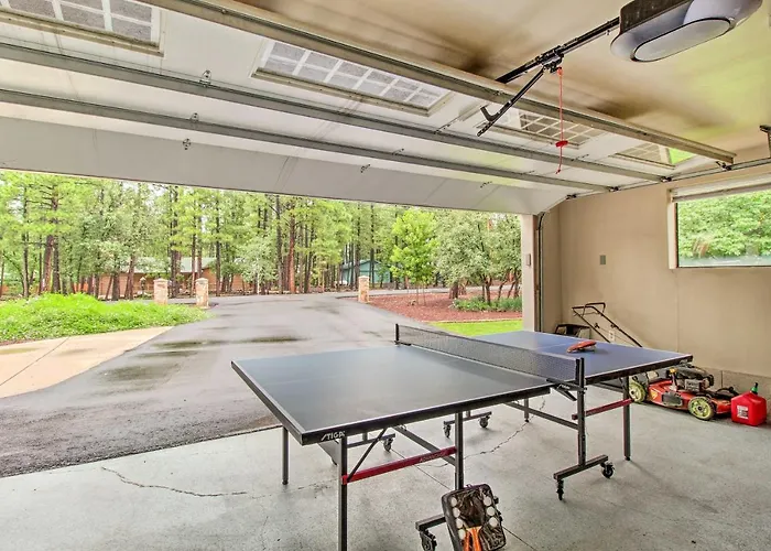 Cozy Pinetop Retreat W/ Yard & Heated Gazebo! Holiday home Indian Pine