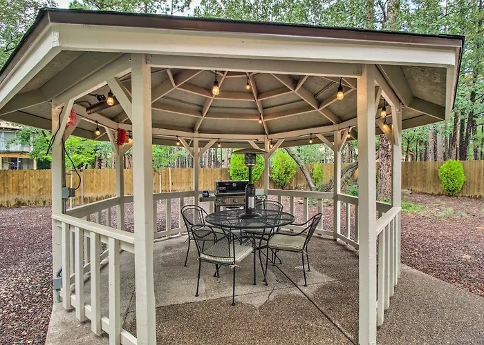 Cozy Pinetop Retreat W/ Yard & Heated Gazebo! * Indian Pine